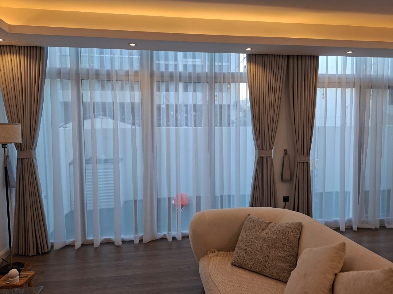 Premium Window Curtains Dubai